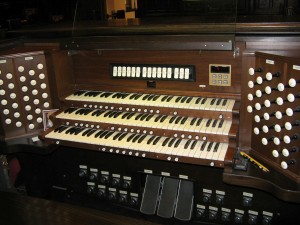 Christ Church, Glendale – Hilborne Roosevelt Organ