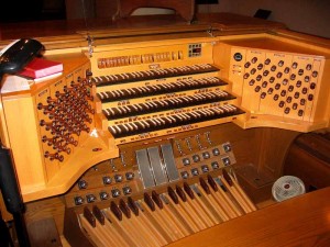 Hyde Park Comm. United Methodist Church – Casavant Organ
